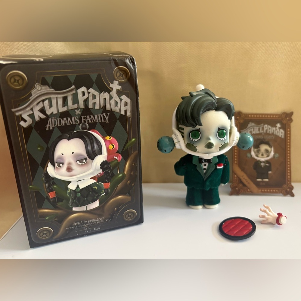Discontinued Addams Family collab w/ Skullpanda w/ Lurch! - Picture 4 of 5